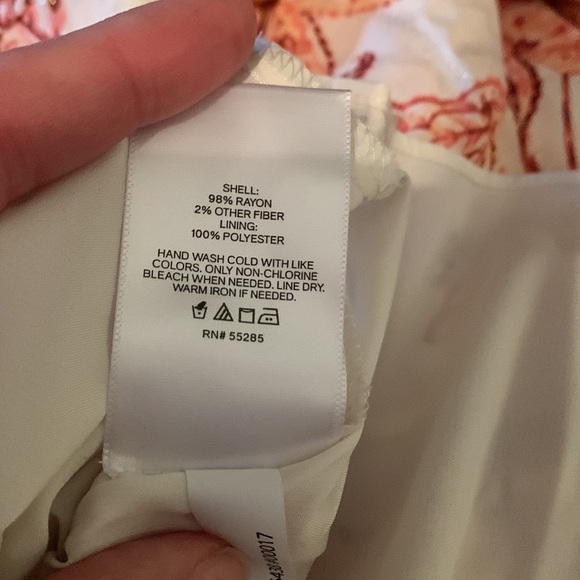 NWT Express Dress w/Tie Waist. Size L. - Picture 11 of 12